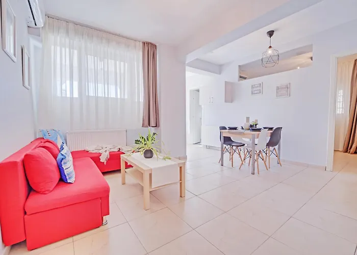 شقة Apartments More Peraía