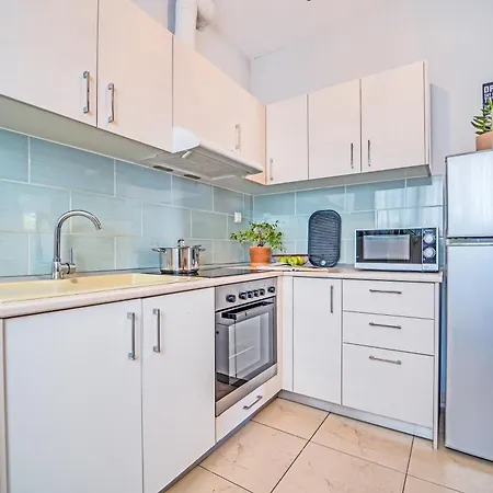 Apartments More Peraía