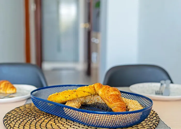 Apartments More Peraía