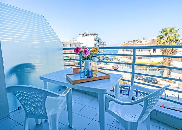 Apartments More * Peraía