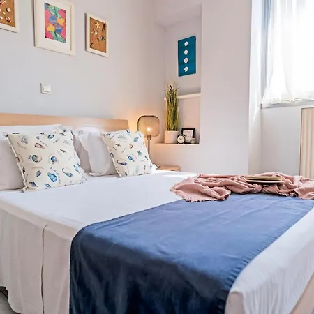 Apartments More * Peraía